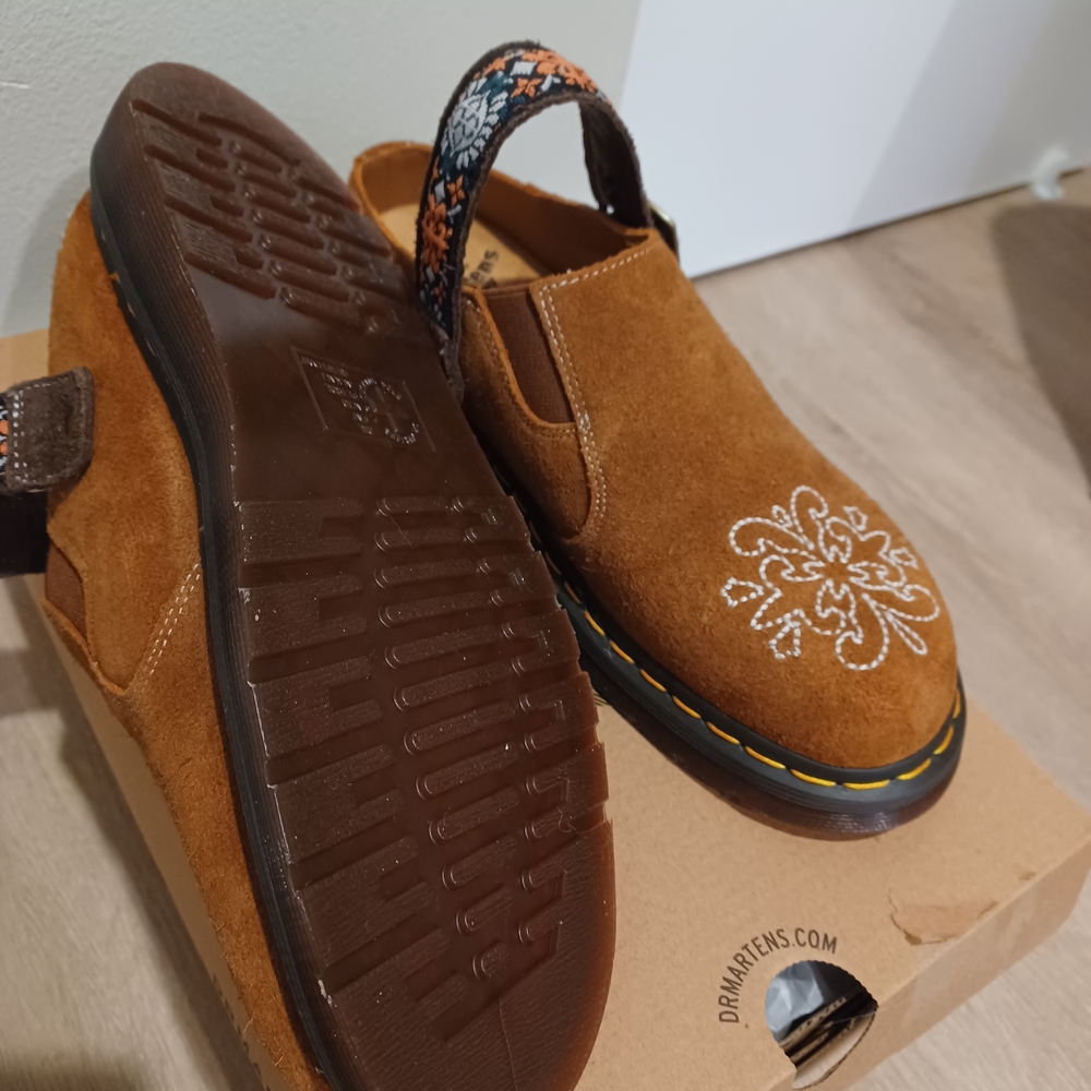 Dr. Martens Brown Isham Suede & Jacquard Mules (Womens 9/Mens 8) NWT - Picture 3 of 8